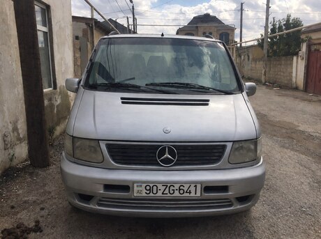 Mercedes  2000