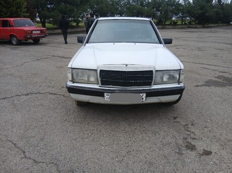 Mercedes 190 1990
