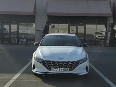 Hyundai Elantra 2021