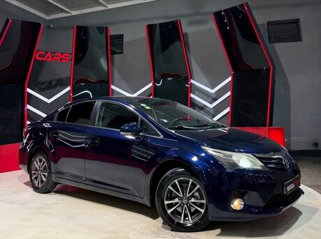 Toyota Avensis 2012