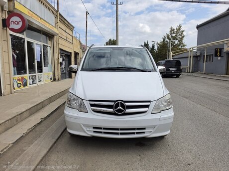 Mercedes  2011