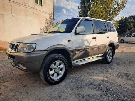 Nissan Terrano 2001