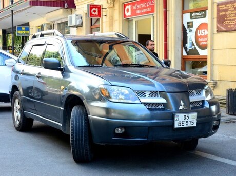 Mitsubishi Outlander 2003