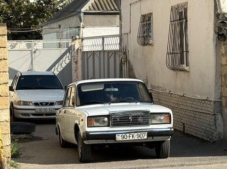 LADA (VAZ) 2107 2009