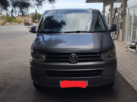 Volkswagen Multivan 2012