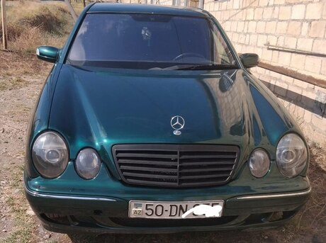 Mercedes E 220 2000