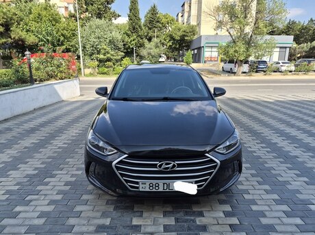 Hyundai Elantra 2018