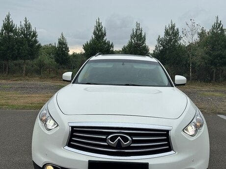 Infiniti QX70 2014