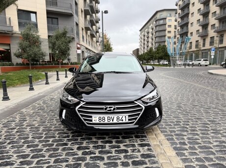 Hyundai Elantra 2018