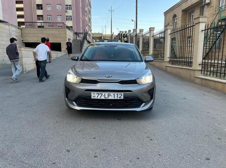 Kia Rio 2021