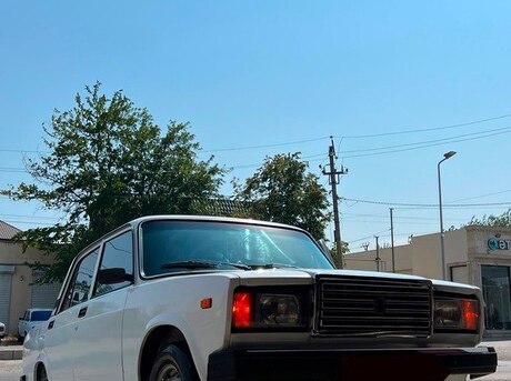 LADA (VAZ) 2107 2005