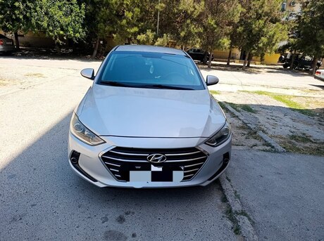 Hyundai Avante 2016