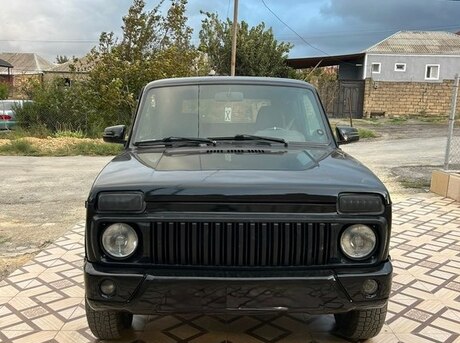 LADA (VAZ) Niva 2016