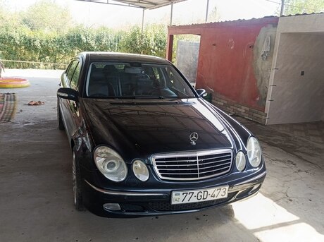 Mercedes E 240 2002