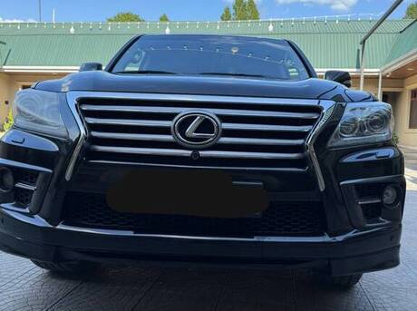 Lexus LX 570 2012