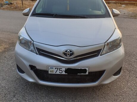 Toyota Yaris 2012