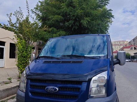 Ford Transit 2011