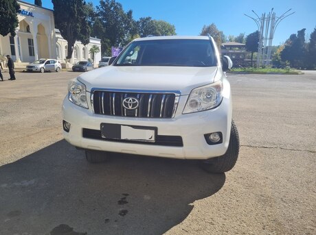 Toyota Land Cruiser Prado 2013