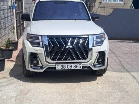 Mitsubishi Pajero 2008
