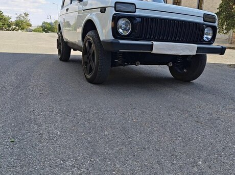 LADA (VAZ) Niva 2015