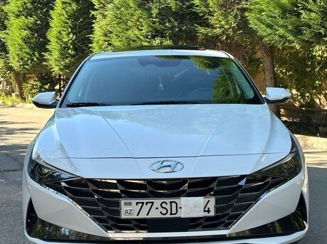 Hyundai Elantra 2021