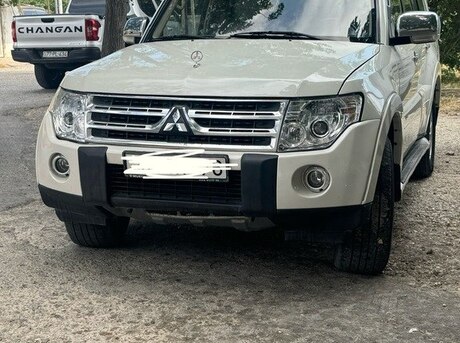 Mitsubishi Pajero 2007