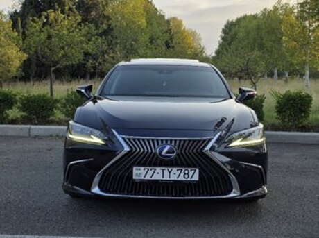 Lexus ES 300h 2021