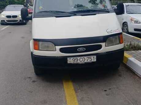 Ford Transit 2000