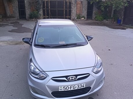 Hyundai Accent 2013