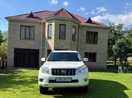 Toyota Land Cruiser Prado 2012