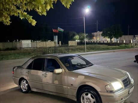 Mercedes C 200 1995