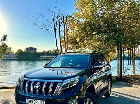 Toyota Land Cruiser Prado 2012