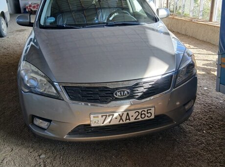 Kia  2011