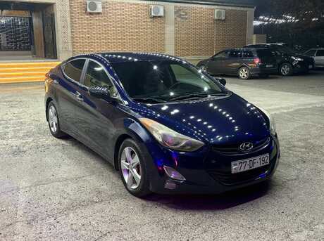 Hyundai Elantra 2013