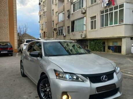 Lexus CT 200h 2012
