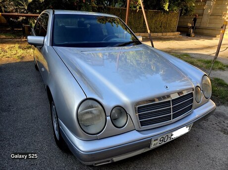 Mercedes E 240 1998
