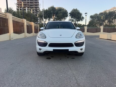 Porsche Cayenne 2012