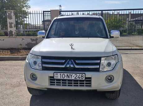 Mitsubishi Pajero 2008
