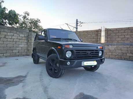 LADA (VAZ) Niva 2023