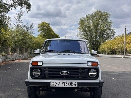 LADA (VAZ) Niva 2024