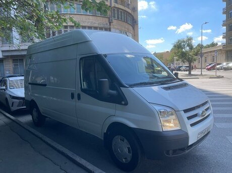Ford Transit 2011