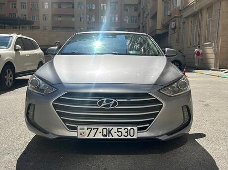 Hyundai Elantra 2016