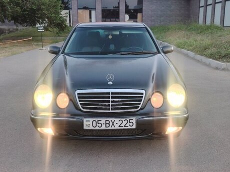 Mercedes E 220 1999