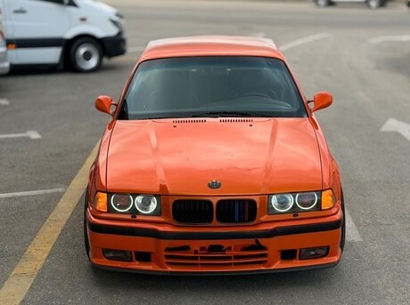 BMW 325 1993