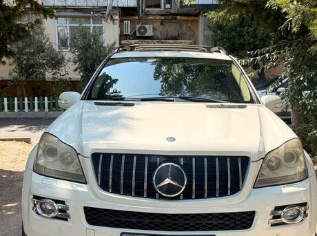 Mercedes  2008