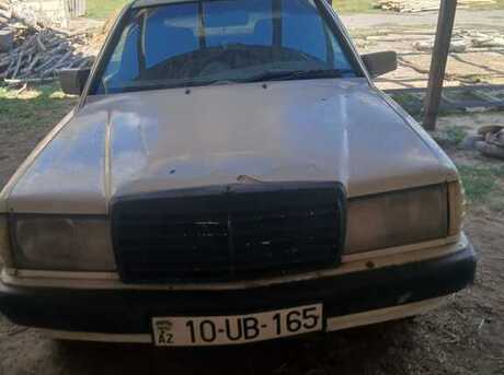 Mercedes 190 1990