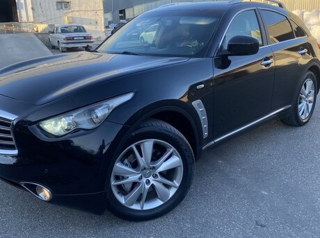 Infiniti FX35 2012