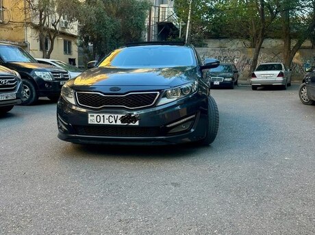 Kia K5 2011