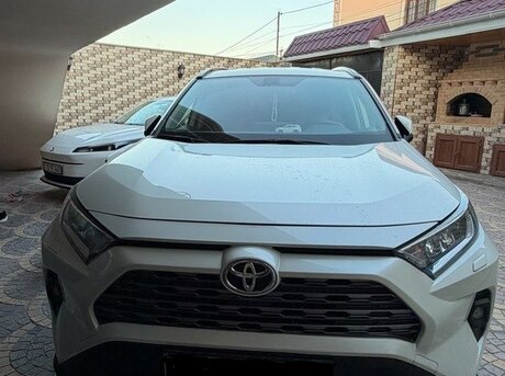 Toyota RAV4 2022