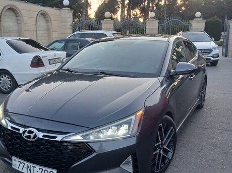 Hyundai Elantra 2019